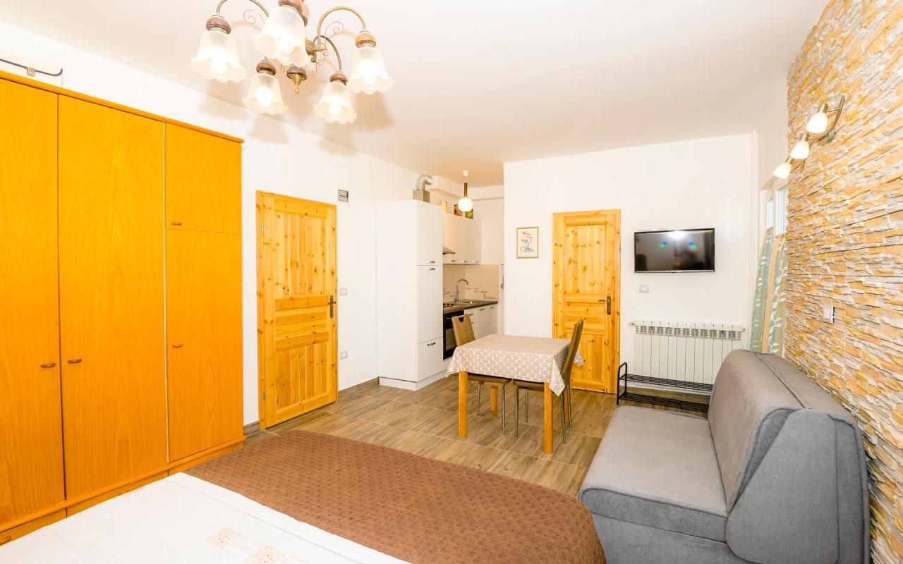 Guest House Ab Adria Home Rovinj Exterior foto