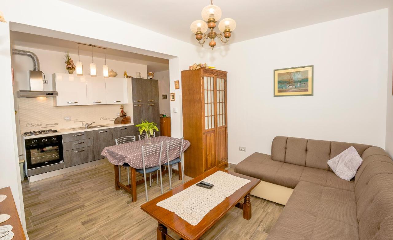 Guest House Ab Adria Home Rovinj Exterior foto