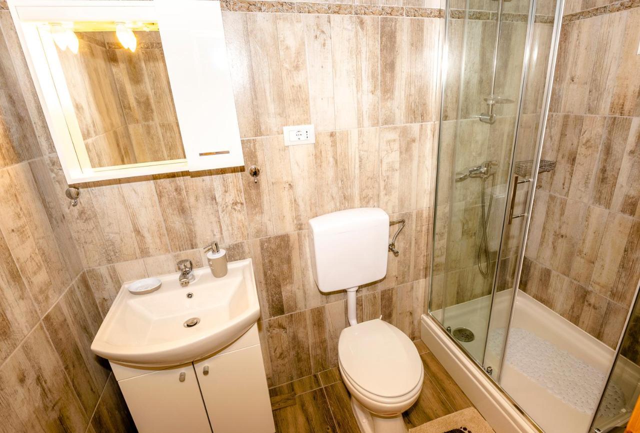 Guest House Ab Adria Home Rovinj Exterior foto