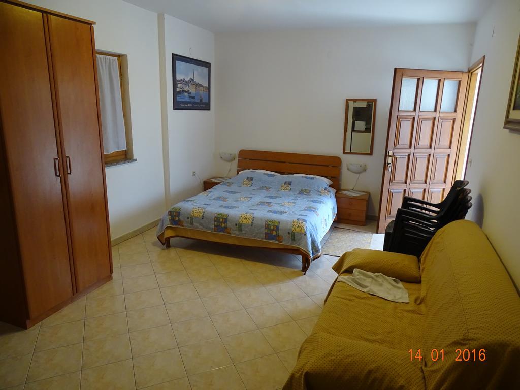 Guest House Ab Adria Home Rovinj Zimmer foto